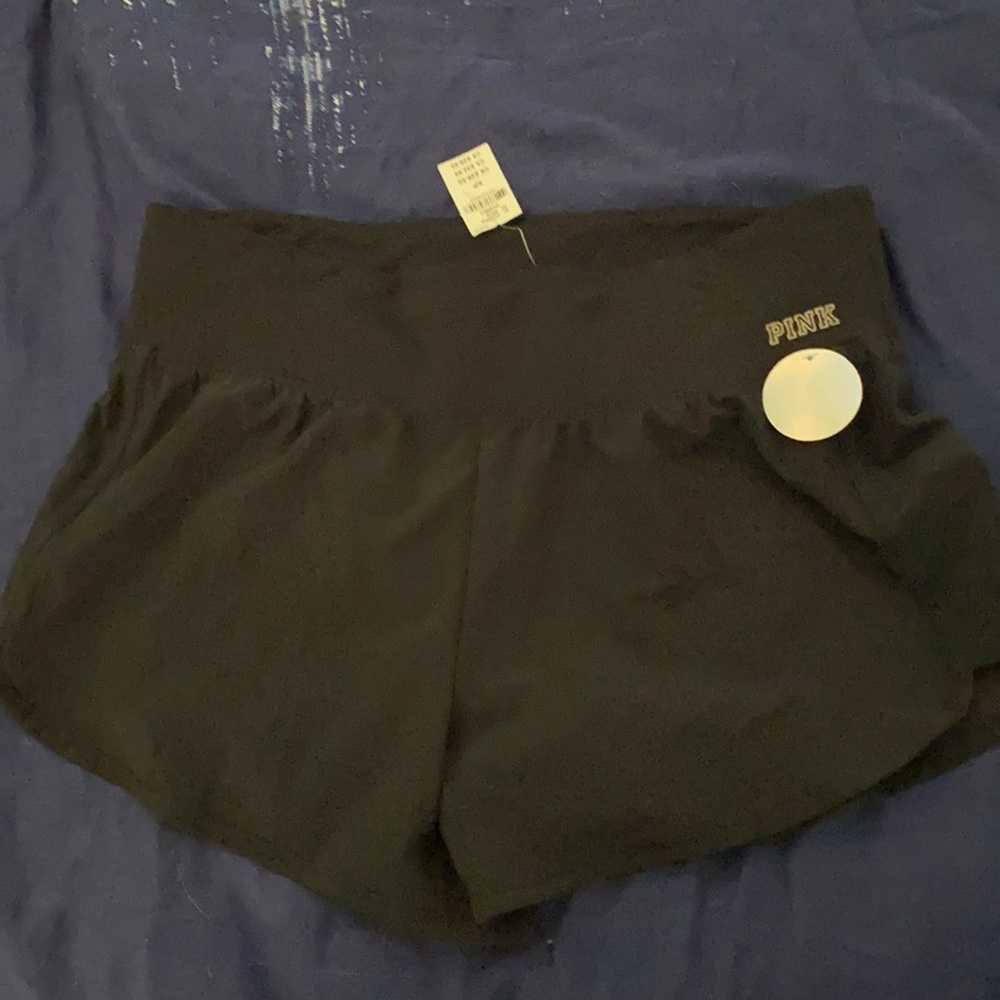 PINK ULTIMATE campus shortie NWT